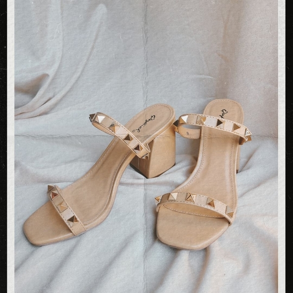 ๐จLAST PAIR// double band spike Sandal - Picture 4 of 4